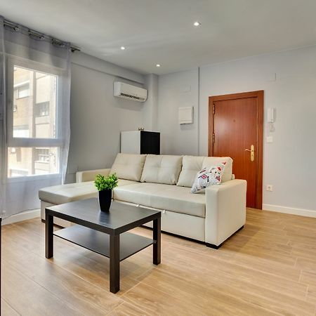 Apartamentos San Lazaro サラゴサ エクステリア 写真