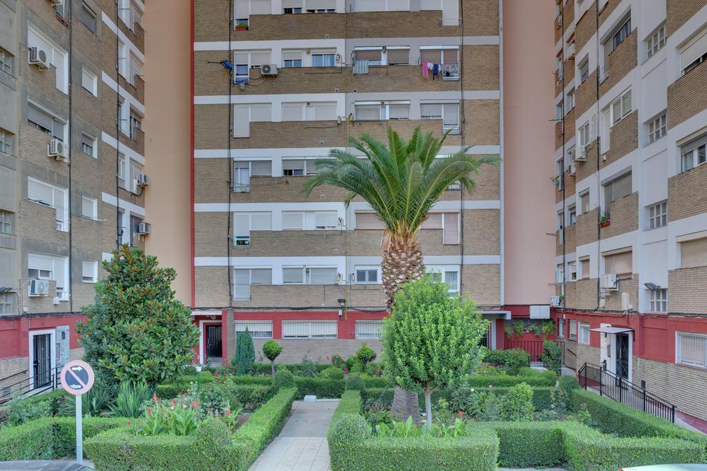 Apartamentos San Lazaro サラゴサ エクステリア 写真