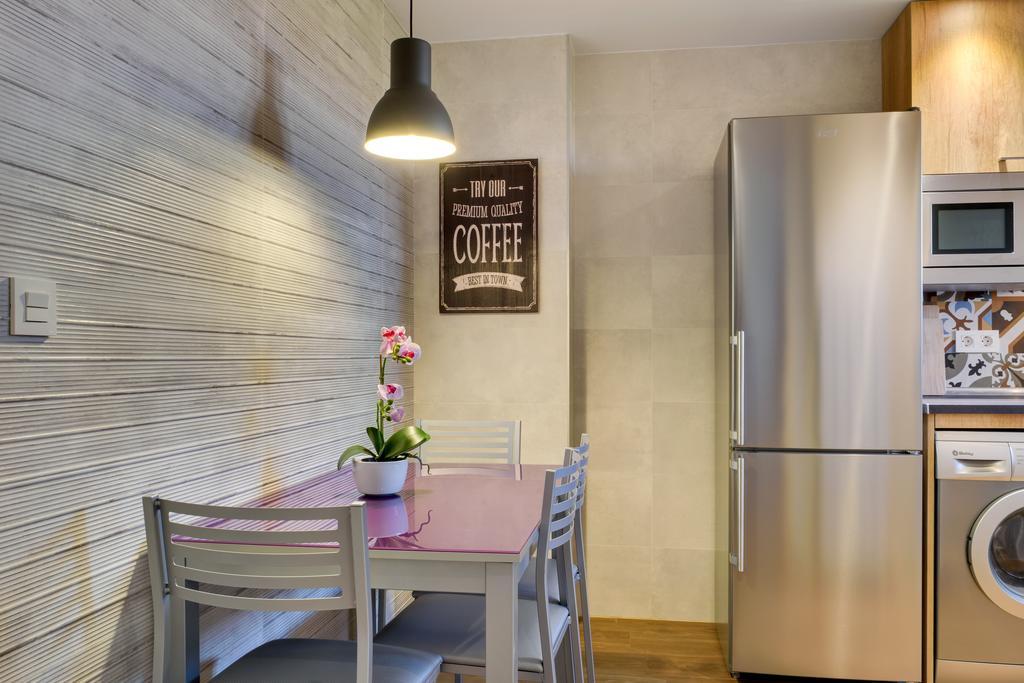 Apartamentos San Lazaro サラゴサ エクステリア 写真